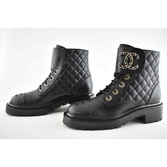 Chanel 21A Black Quilted Gold CC Chain Combat Lace Up Tie Ankle Short Boots 41 - Picture 10 of 12